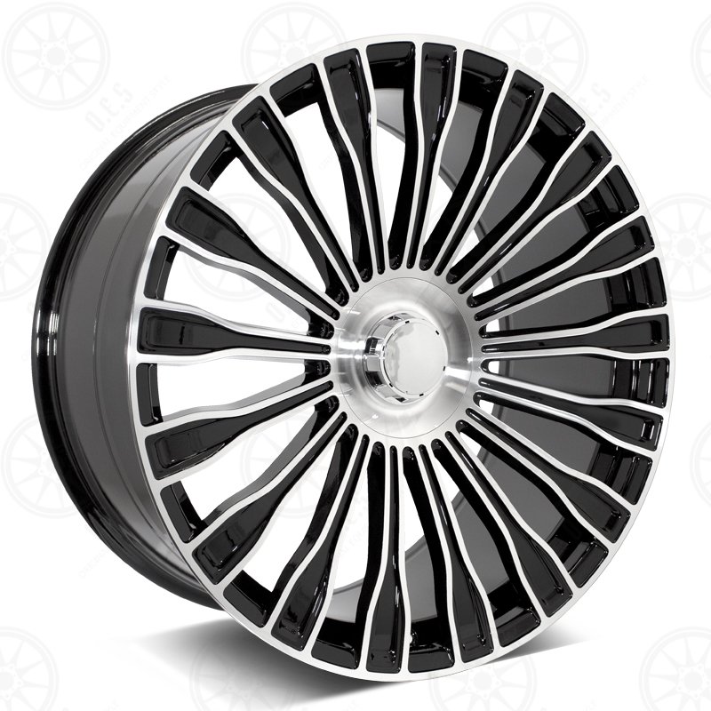 20x9.5 | 38 | RM66 Machined Face w/Black Outline | Maybach Style
